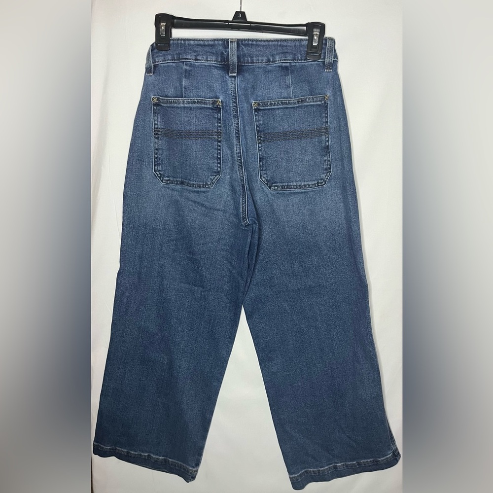 L.L.Bean Women's Classic Fit Wide-Leg Blue Denim size 6 petite